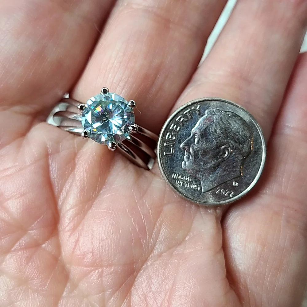 Moissanite 2 Carat Illusion Triple Band